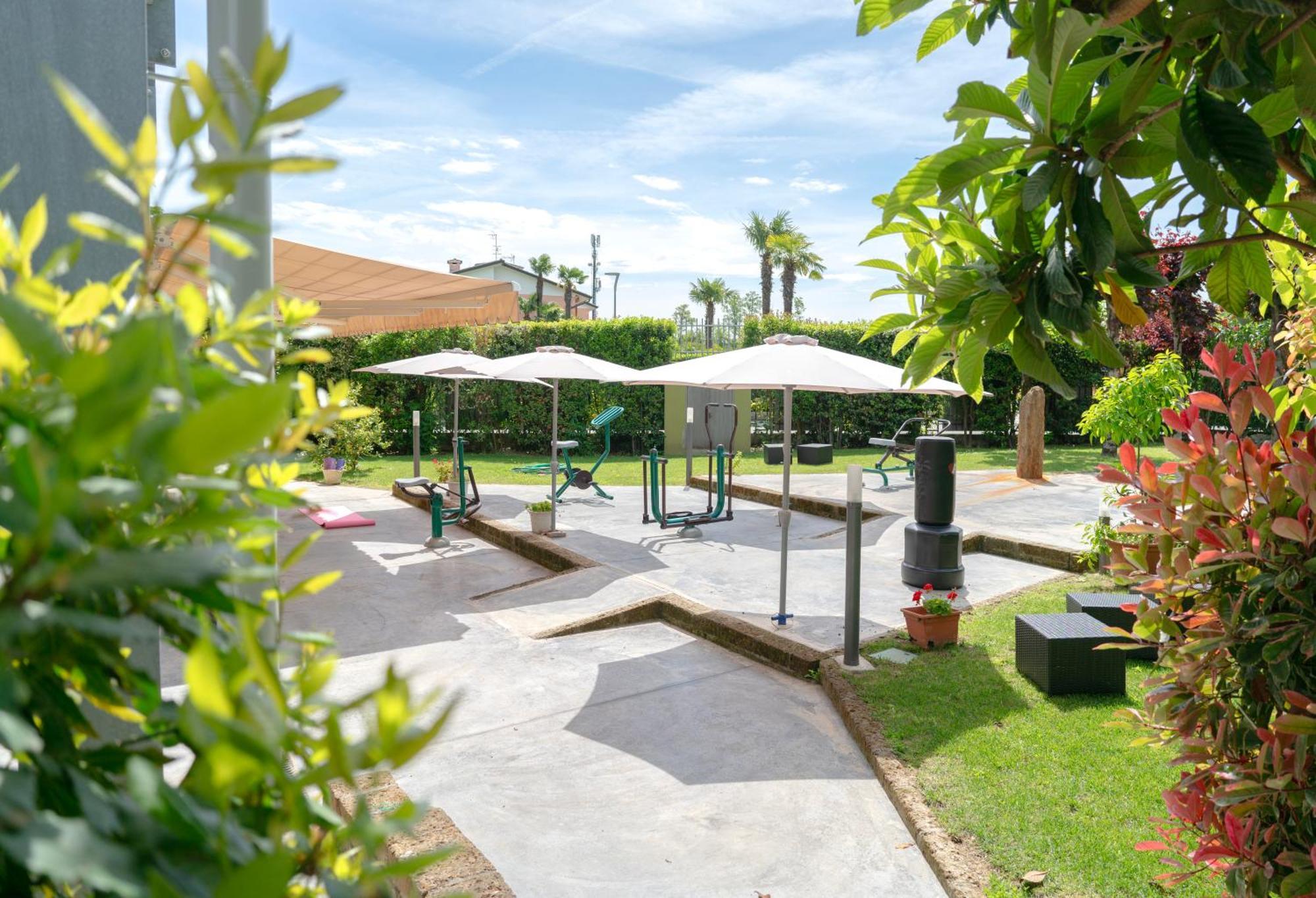 Residence Molino - Holiday Apartments Manerba del Garda Exterior photo